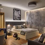 7 シーズンズ 4*