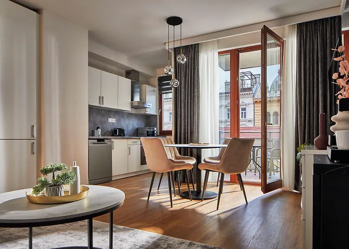 7시즌스 아파트먼트 4*