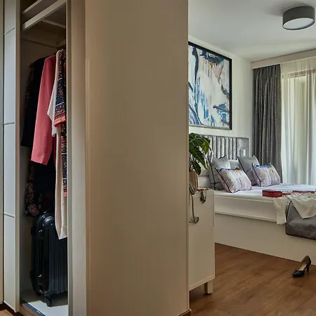 Aparthotel 7seasons 4*