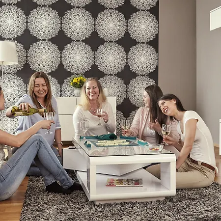 7seasons Apart Otel 4*