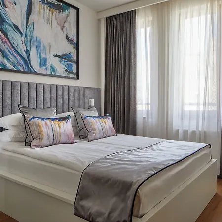 Aparthotel 7seasons 4*