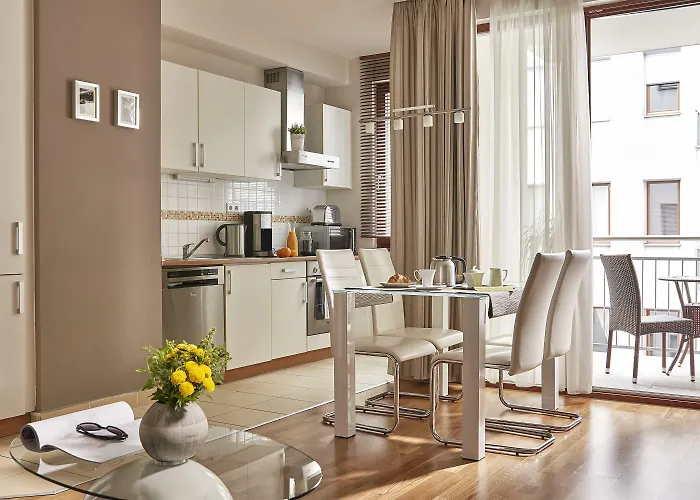 布达佩斯七季公寓酒店 4*