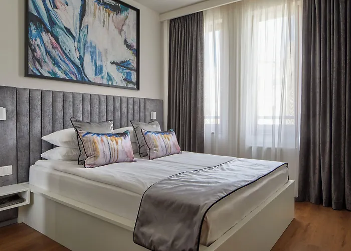 Aparthotel 7seasons 4*